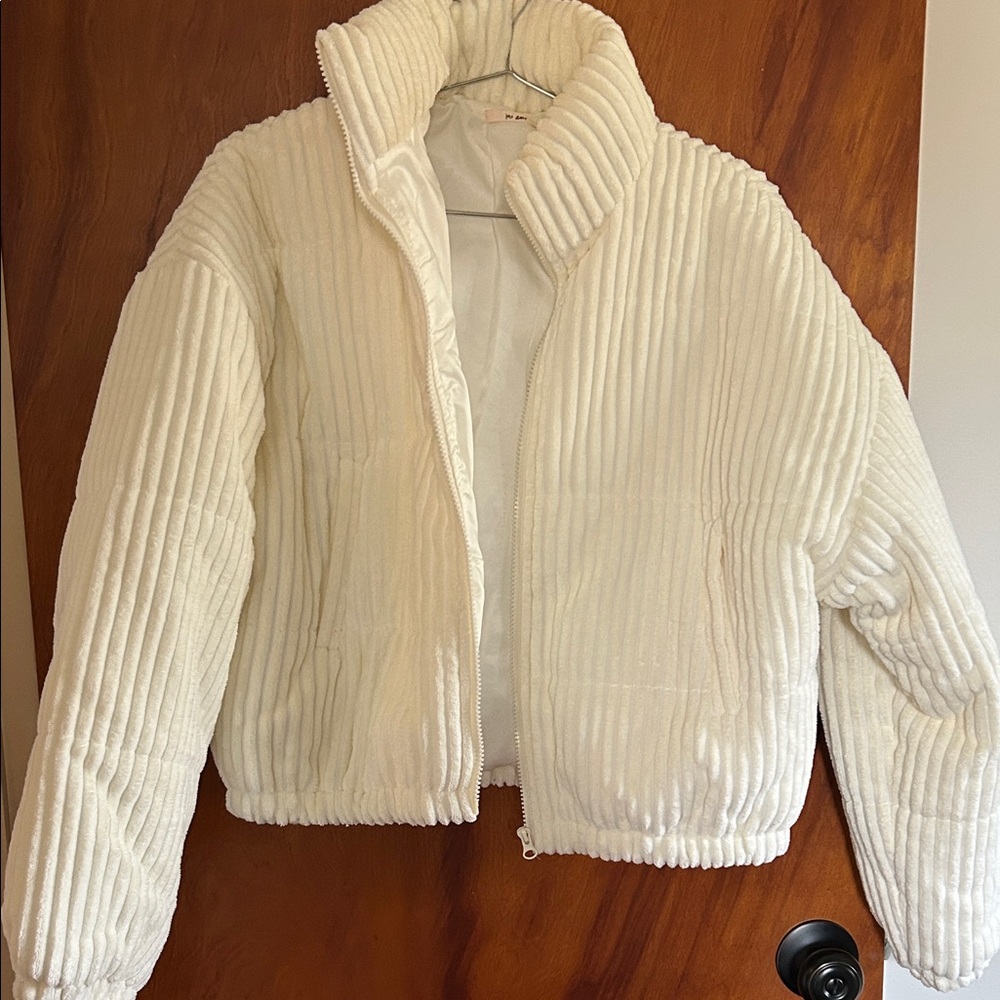 Francesca's Collections Ivory Puffer Jacket